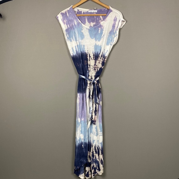 Young Fabulous & Broke Dresses & Skirts - Young Fabulous & Broke Blue Tie Dye Tie Waist Maxi Dress - XS